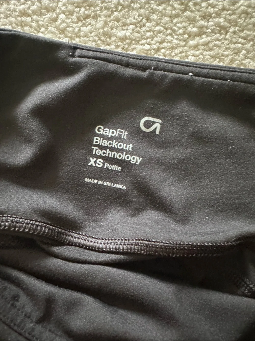 GAPfit Black High-Rise Capris Leggings